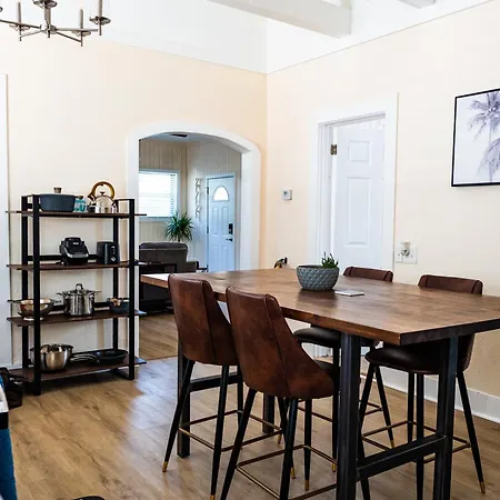 Mid-Century 1Bd House - Beach Gear - 5Min Walk To Beach